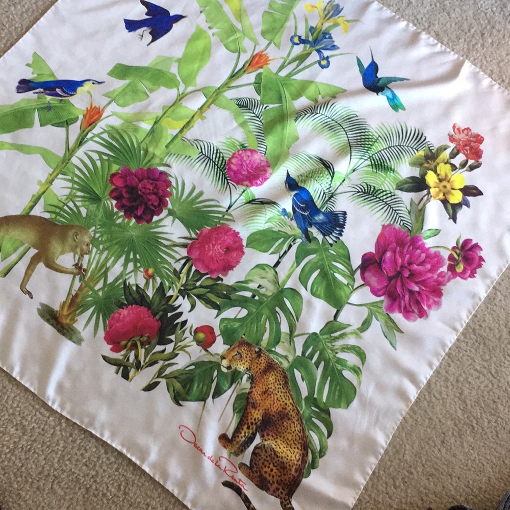 Oscar de la renta scarf